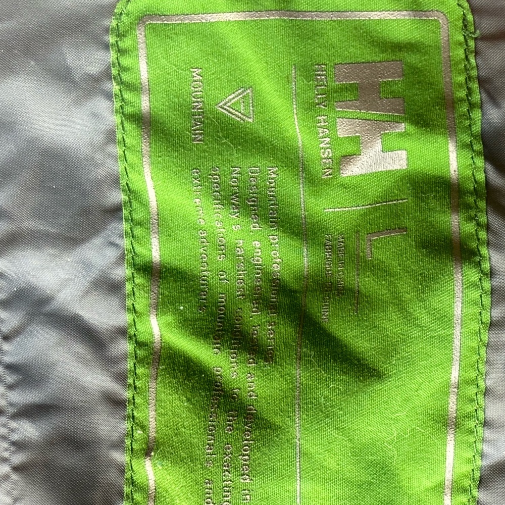 Helly Hansen Vibrant Green “Mountain” Zip up Jacket - Picture 10 of 16